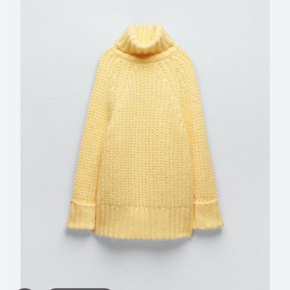 Zara Sweaters - Zara Soft Yellow Turtleneck Sweater
